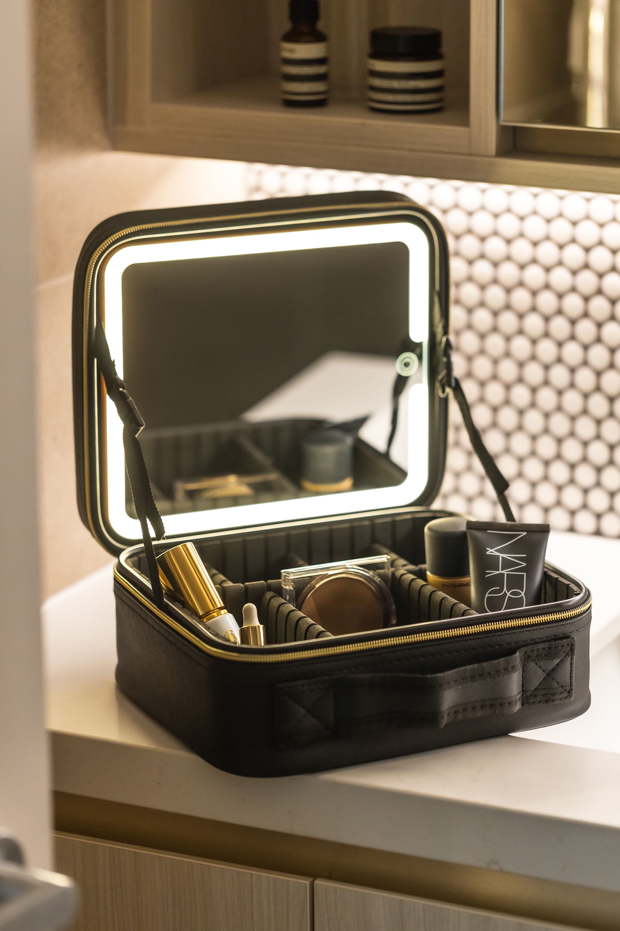 Elledo LED Cosmetic Travel Case