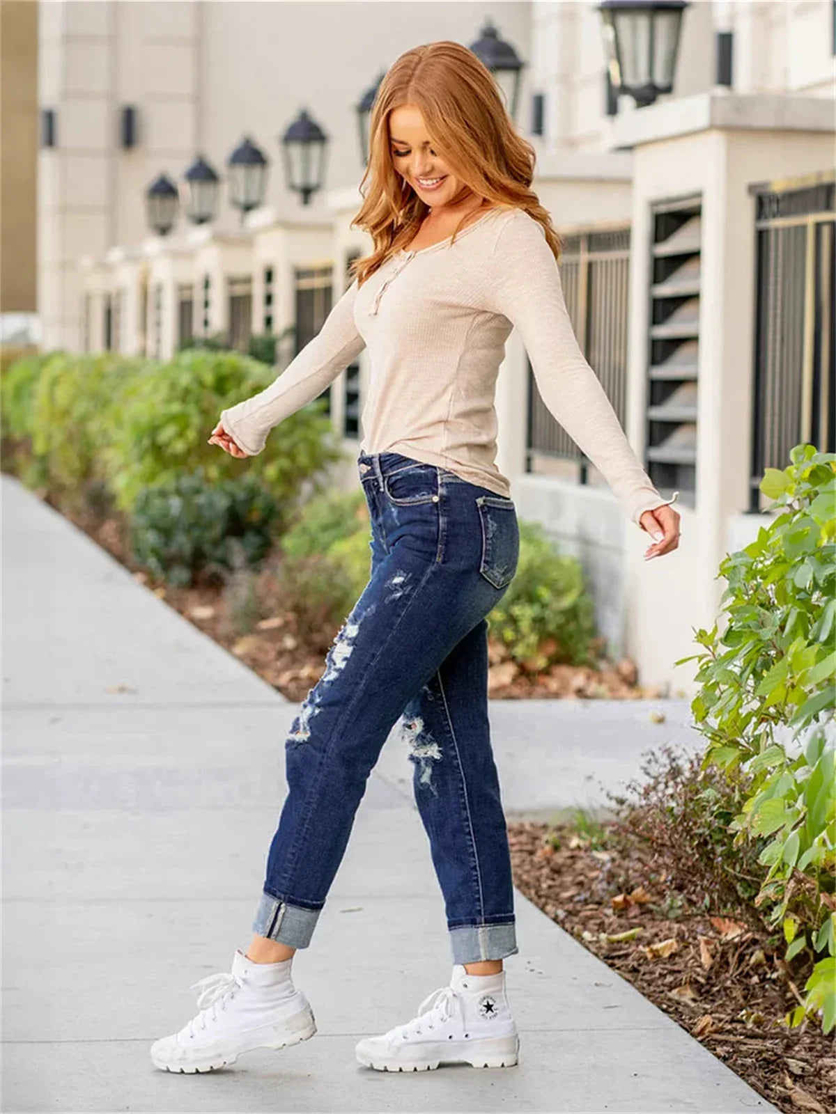 Miracle Sculpting Distressed Boyfriend Jeans