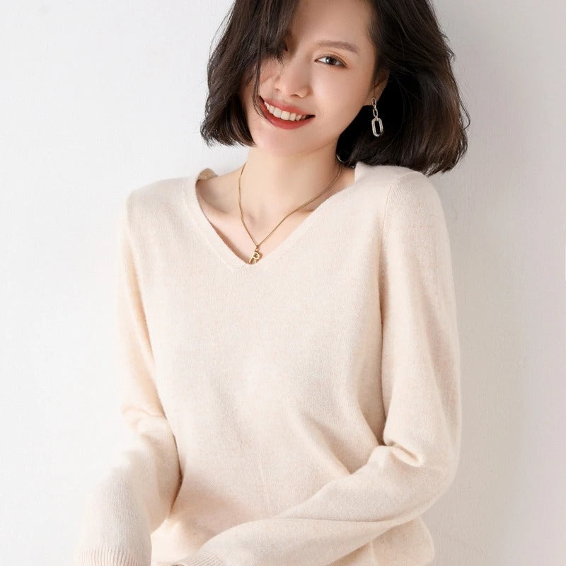 Riley Essential V Neck Pullover Sweater