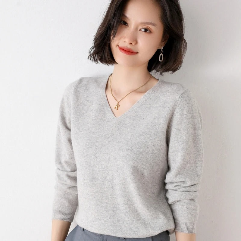 Riley Essential V Neck Pullover Sweater