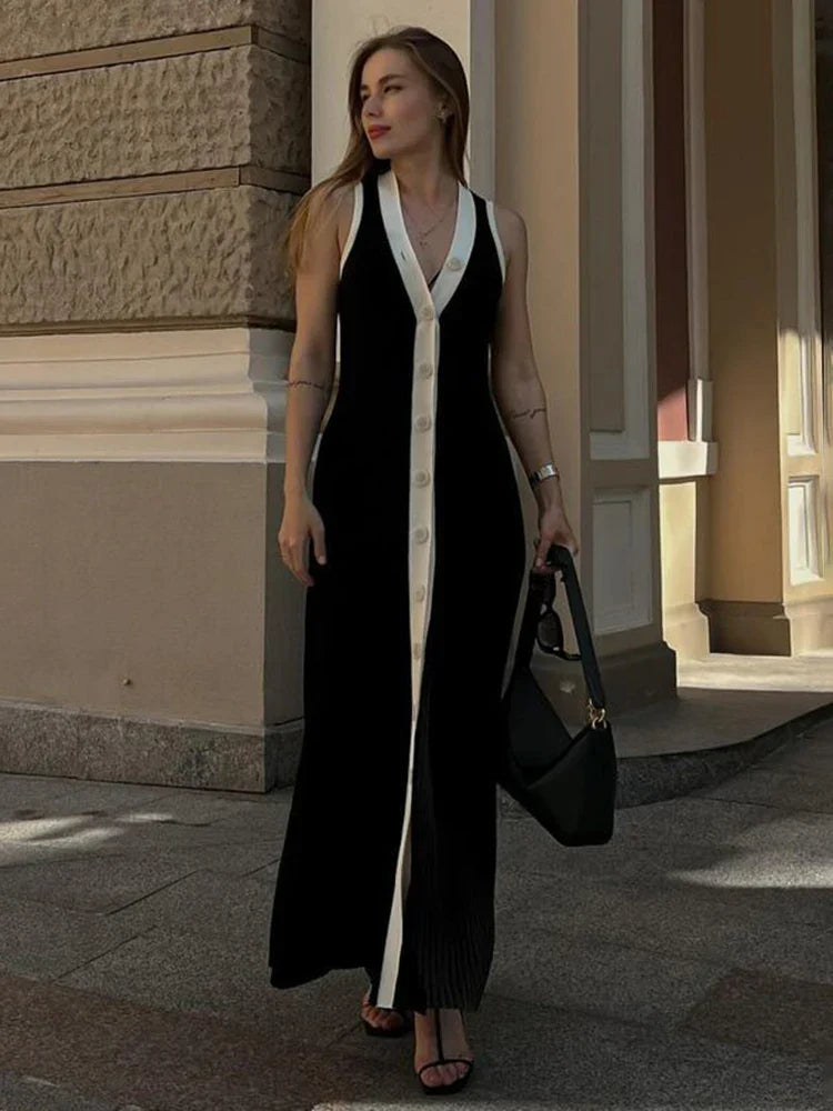 Suri Contrast Button-Front Sleeveless Maxi Dress