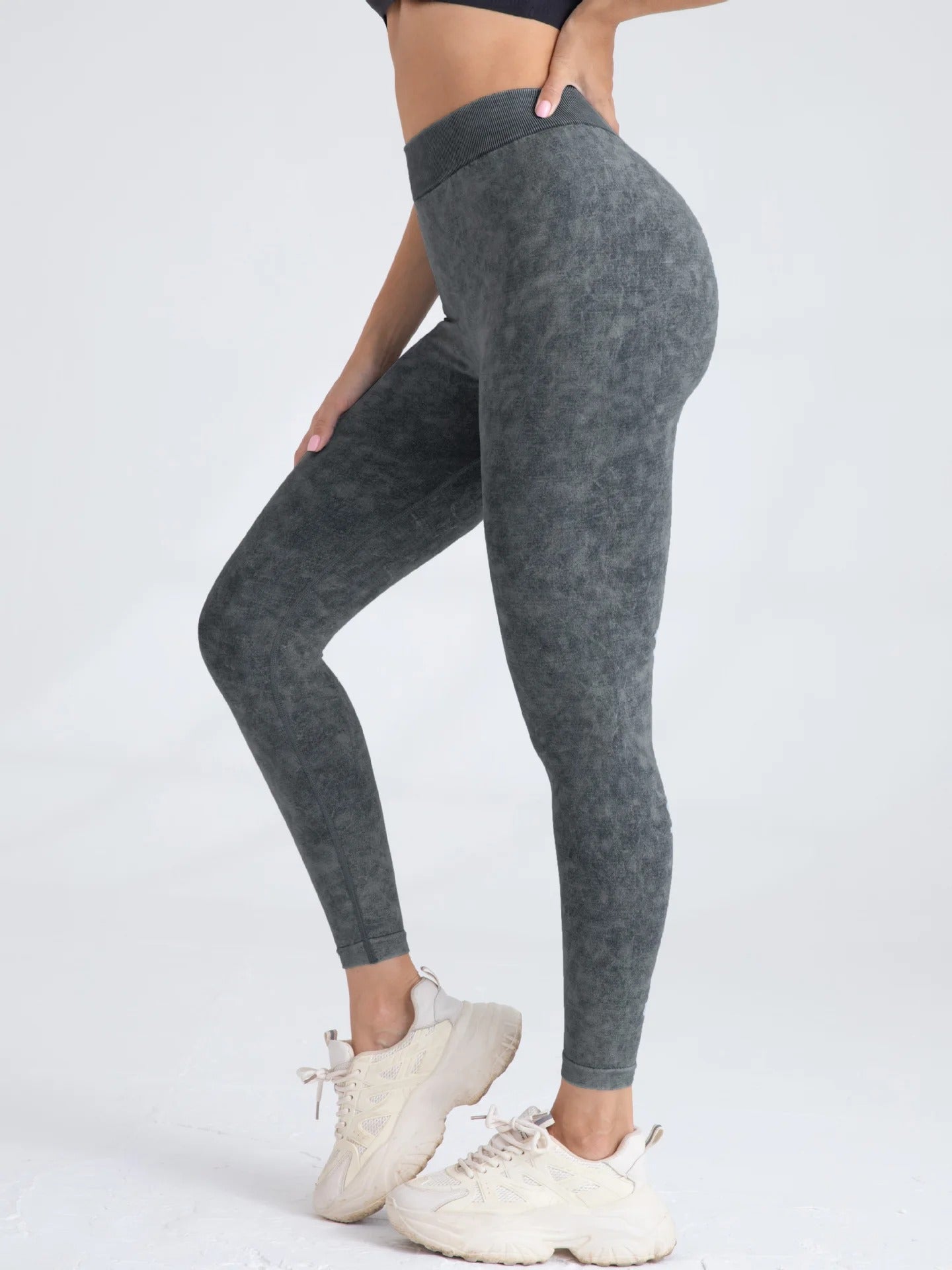 Betty Acid Wash V Booty Sculpting Leggings